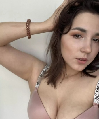 Анкета проститутки Кирочка - Фото 1, Кудымкар, 19 лет, №337